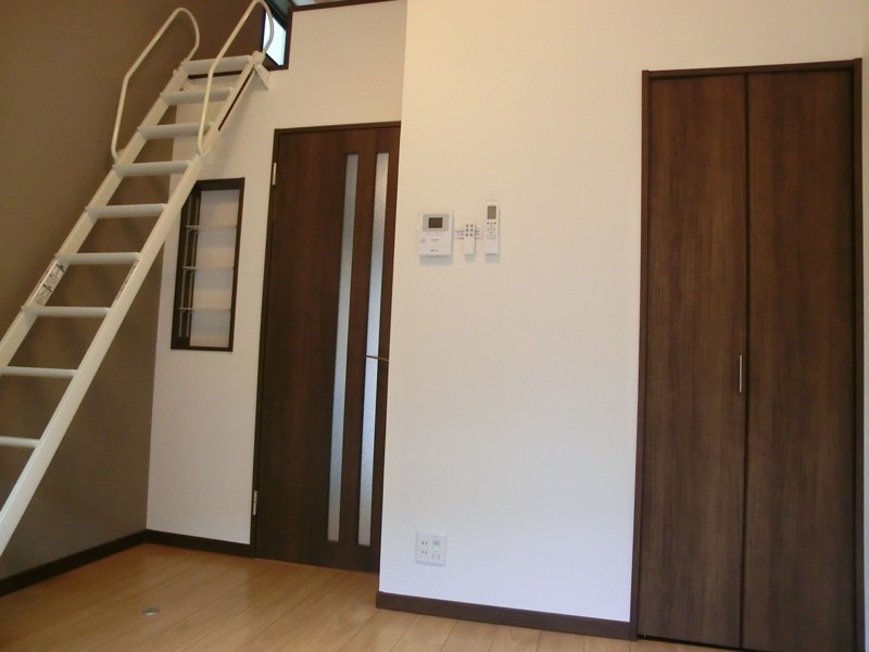 室内ニッチ、建具